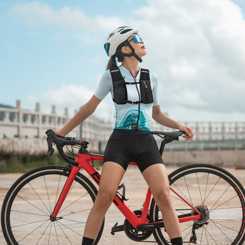 Sac Gilet course a pied ou vélo Hydration vests for sports, ultralight backpacks, bike water bags.